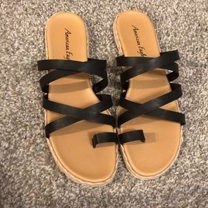 NWT American Eagle by Payless Women's Suri Sandal